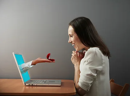 How to Insure Your Online Relationship in 2025: Complete Guide to Building Trust and Security