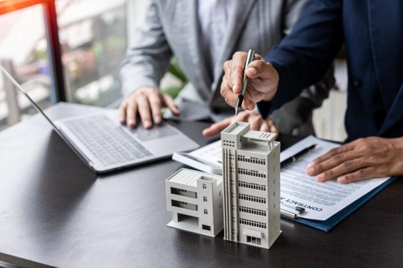 Insurance for Creative Professionals: What You Didn’t Know You Needed